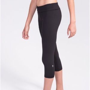 ivivva cropped black leggings